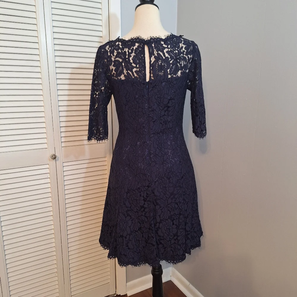 Eliza J elegant Navy Fit Flare Lace Dress Sz 4 *J - Picture 7 of 10